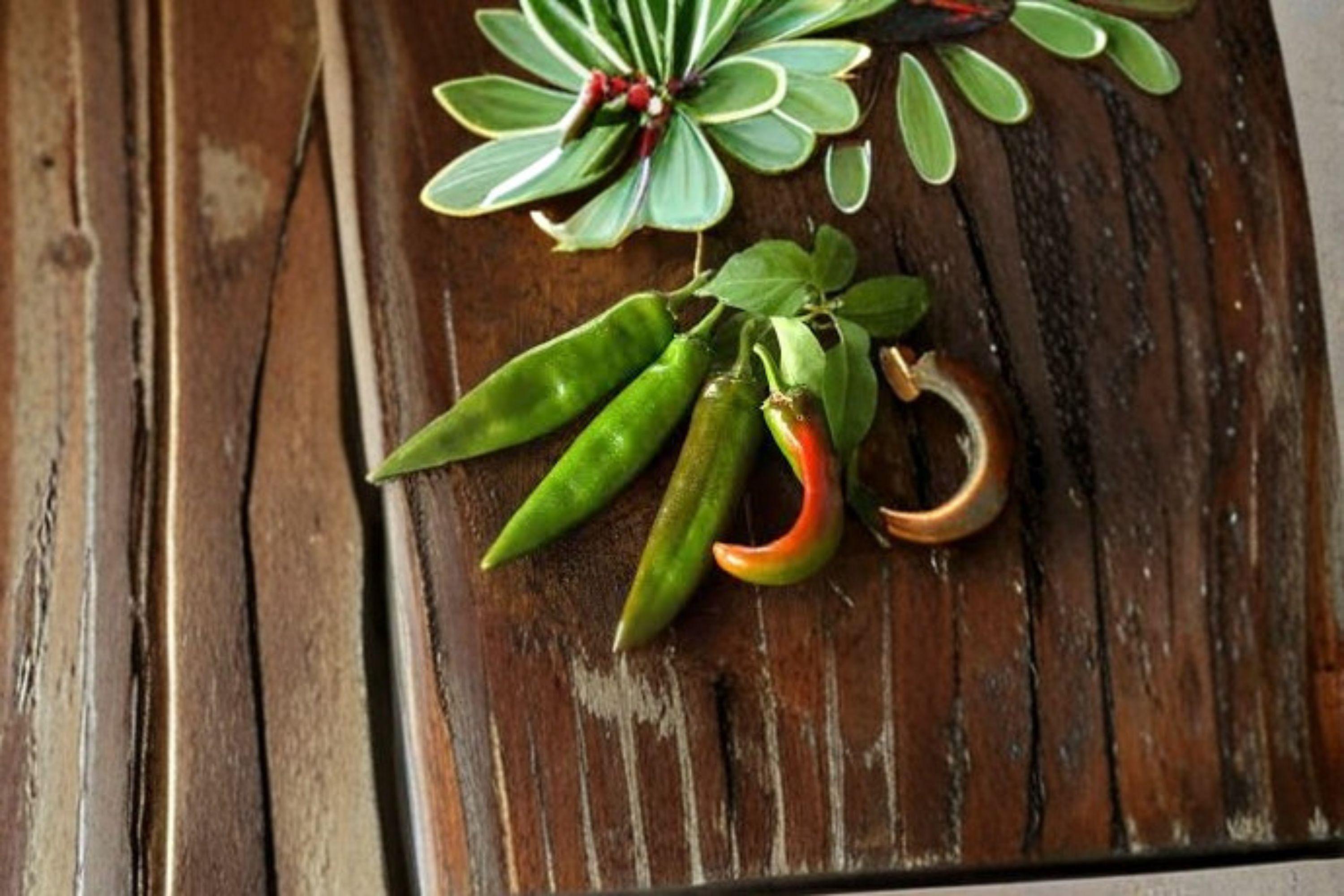 Anaheim Hot Pepper 30 Seeds | Mild–Medium Heat Chili | Long Green Peppers | Versatile Kitchen Favorite