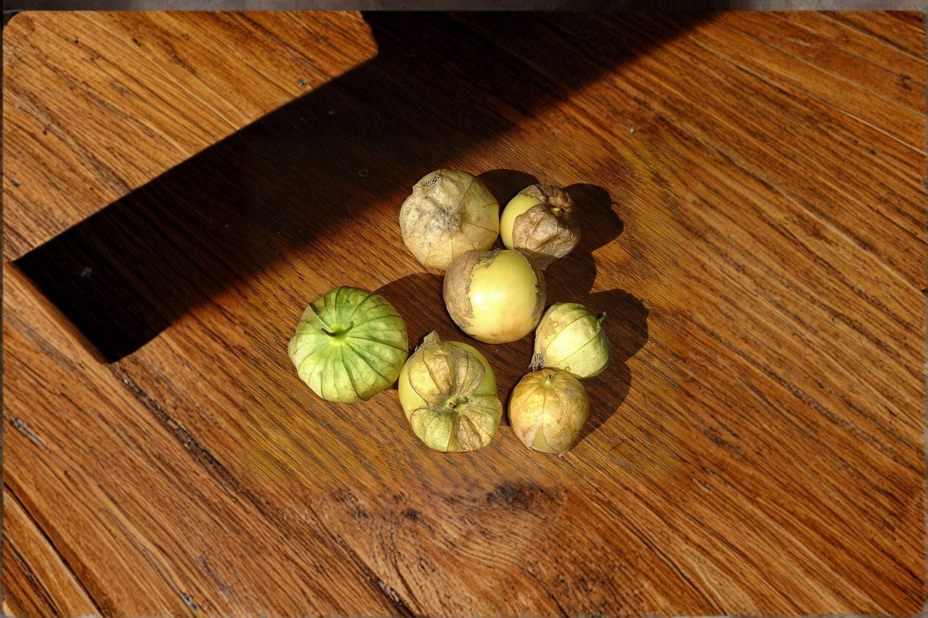 Tomatillo – Verde 30 Seeds | Classic Green Tomatillo | Tangy Flavor | Essential for Salsa Verde