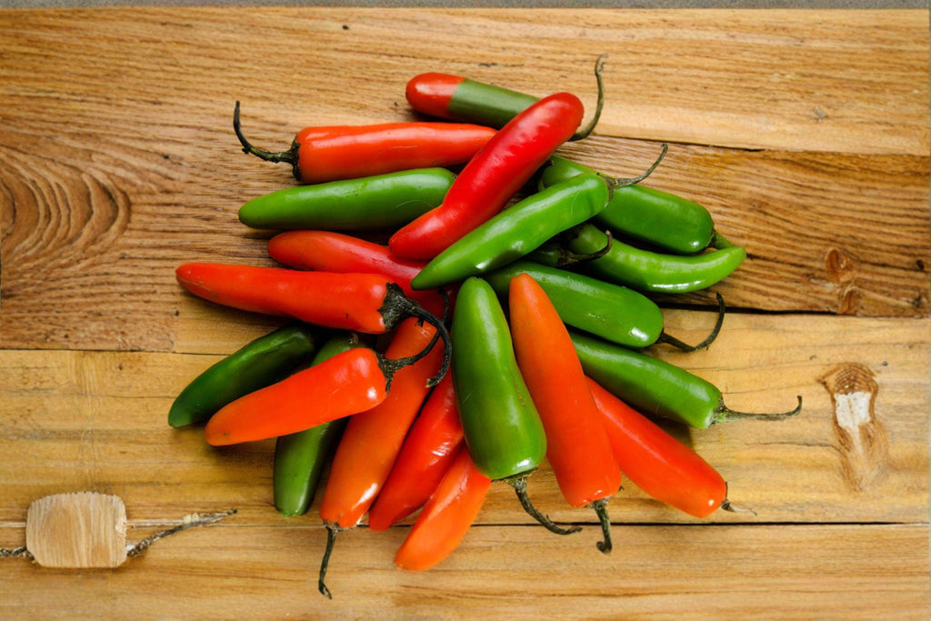 Serrano Tampiqueño – Hot Pepper 25 Seeds | Classic Mexican Serrano | Bright Heat | Excellent for Salsas