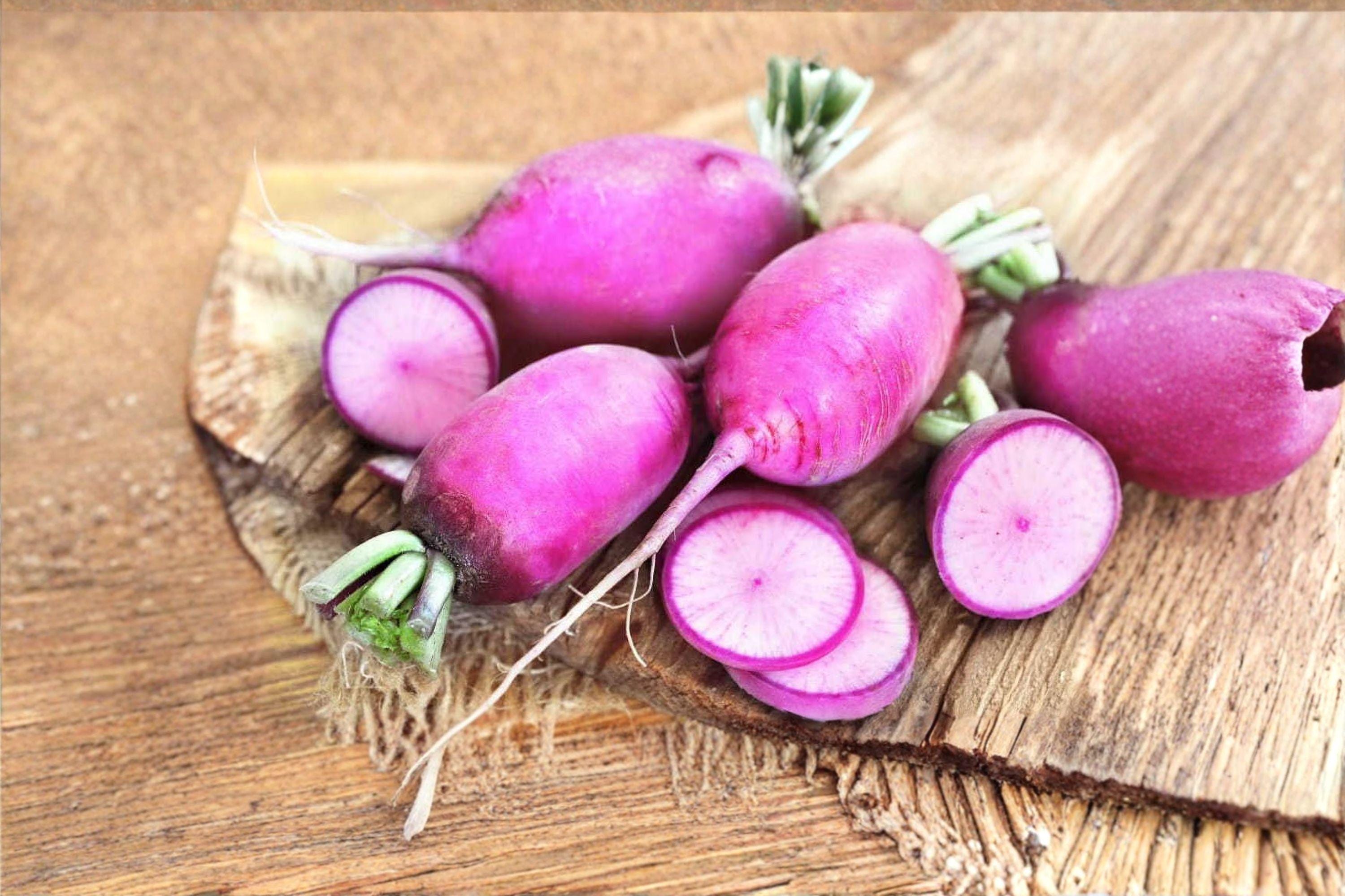 Radish – Triton Purple Stem 80 Seeds | Fast-Growing Radish | Purple Stems | Mild & Tender Roots