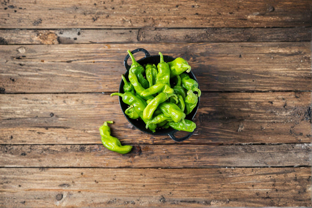 Pepperoncini – Italian Sweet Pepper 25 Seeds | Classic Italian Pepper | Mild & Tangy | Perfect for Pickling