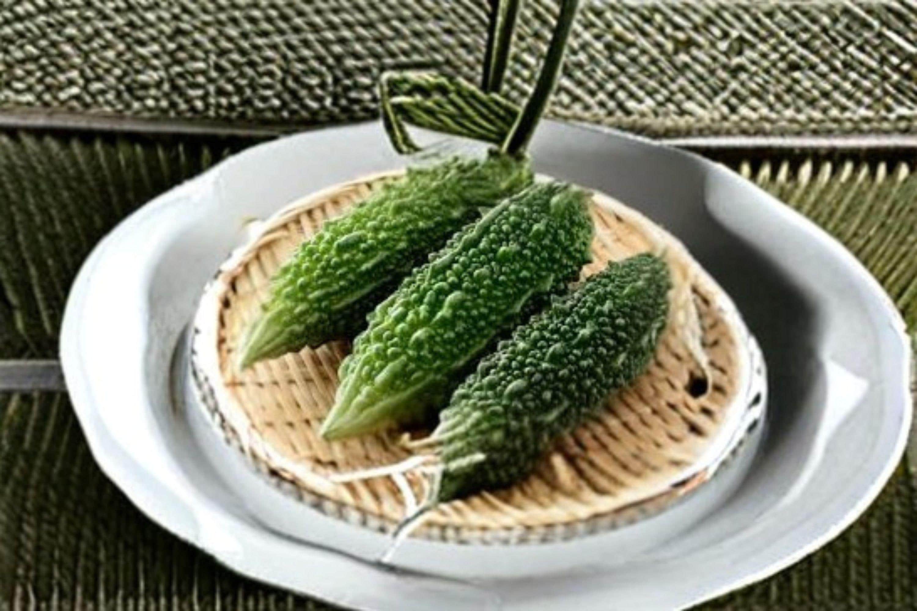 Bitter Gourd – Futo Spindle 5 Seeds | Japanese Bitter Melon | Thick Spindle-Shaped Fruits | Traditional Asian Variety